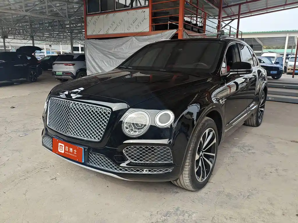 Bentayga 2018 4.0T V8 купить на сайте DeffCars