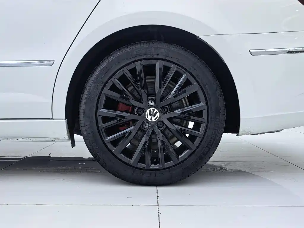 FAW-Volkswagen CC 2018 1.8TSI luxury model купить на сайте DeffCars