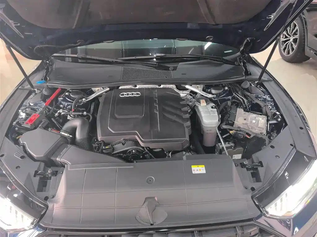 Audi A7L 2024 45TFSI quattro S-line vision type liquid crystal package купить на сайте DeffCars