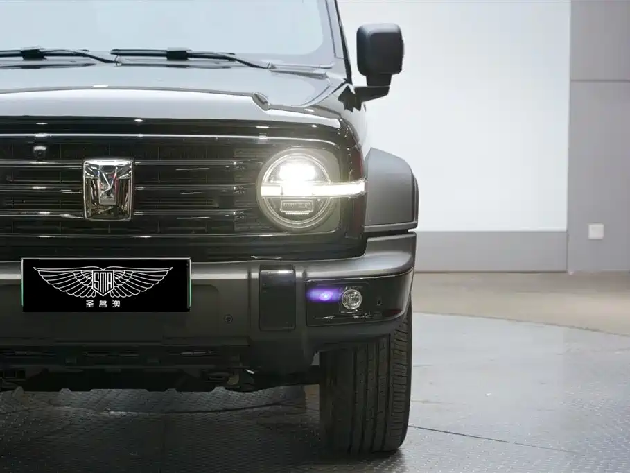 Tank 300 New Energy 2025 Hi4-T 37.1kWh купить на сайте DeffCars