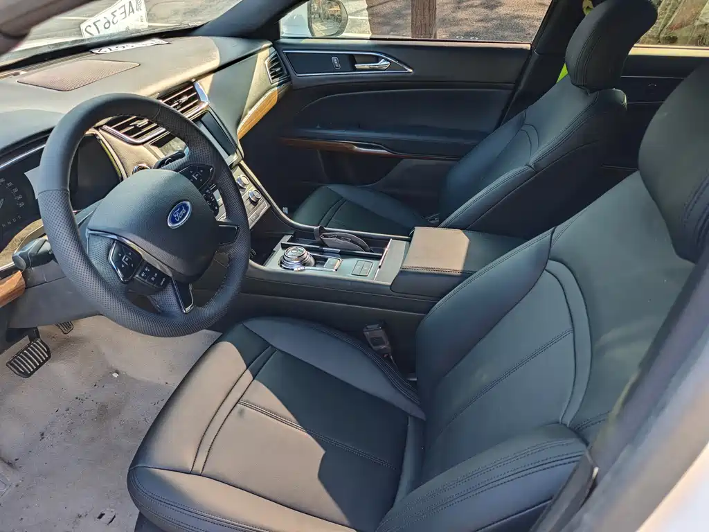 Taurus 2017 EcoBoost 180 Luxury купить на сайте DeffCars