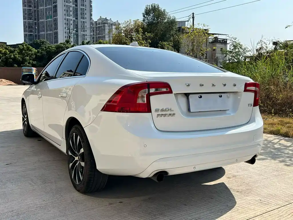 Volvo S60 2018 S60L T3 Zhijin Enterprising Edition купить на сайте DeffCars