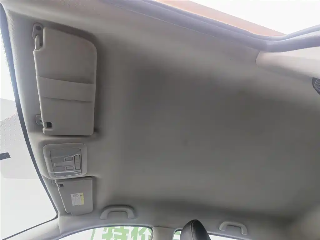 Dongfeng Fengshen AX4 2017 1.6L DCT fashion model купить на сайте DeffCars