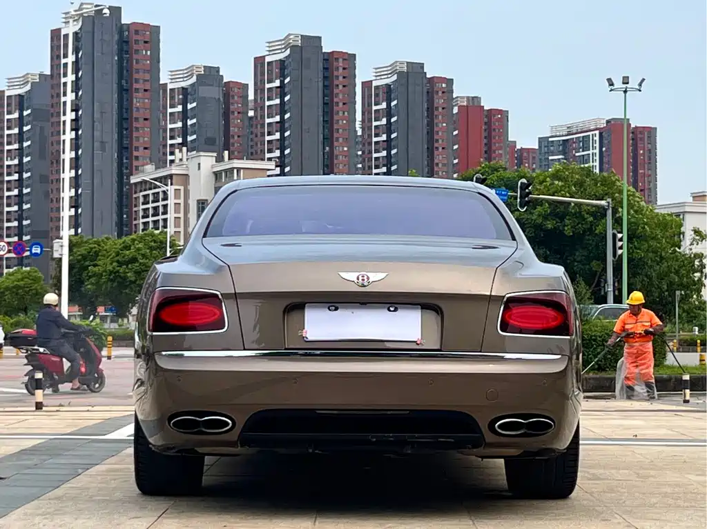 Flying Spur 2017 4.0T V8 S Standard Edition купить на сайте DeffCars