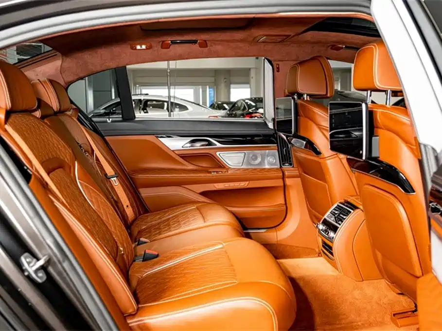 BMW 7 Series 2019 facelift 750Li xDrive V8 M Sports Package купить на сайте DeffCars