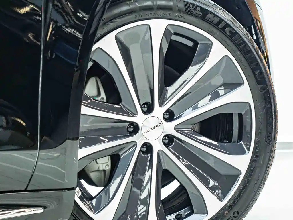 Zhijie S7 2024 Pro купить на сайте DeffCars