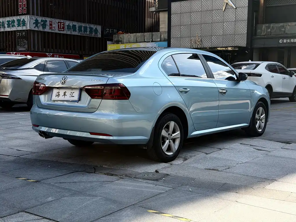 Lavida 2014 1.4TSI DSG blue drive technology version купить на сайте DeffCars
