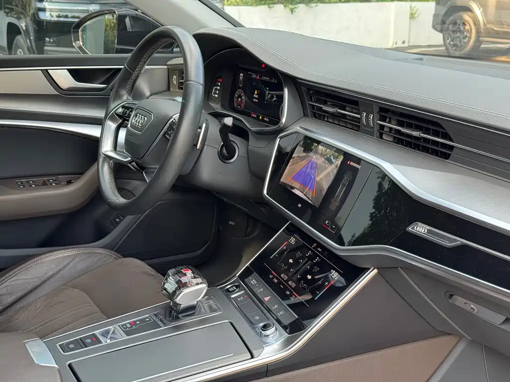 Audi A7L 2022 45 TFSI S-line Dream Youth Edition купить на сайте DeffCars