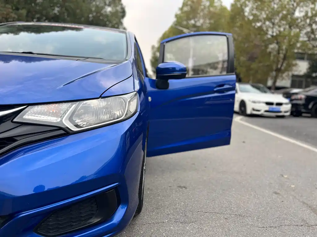 Fit 2018 1.5L manual comfort version купить на сайте DeffCars