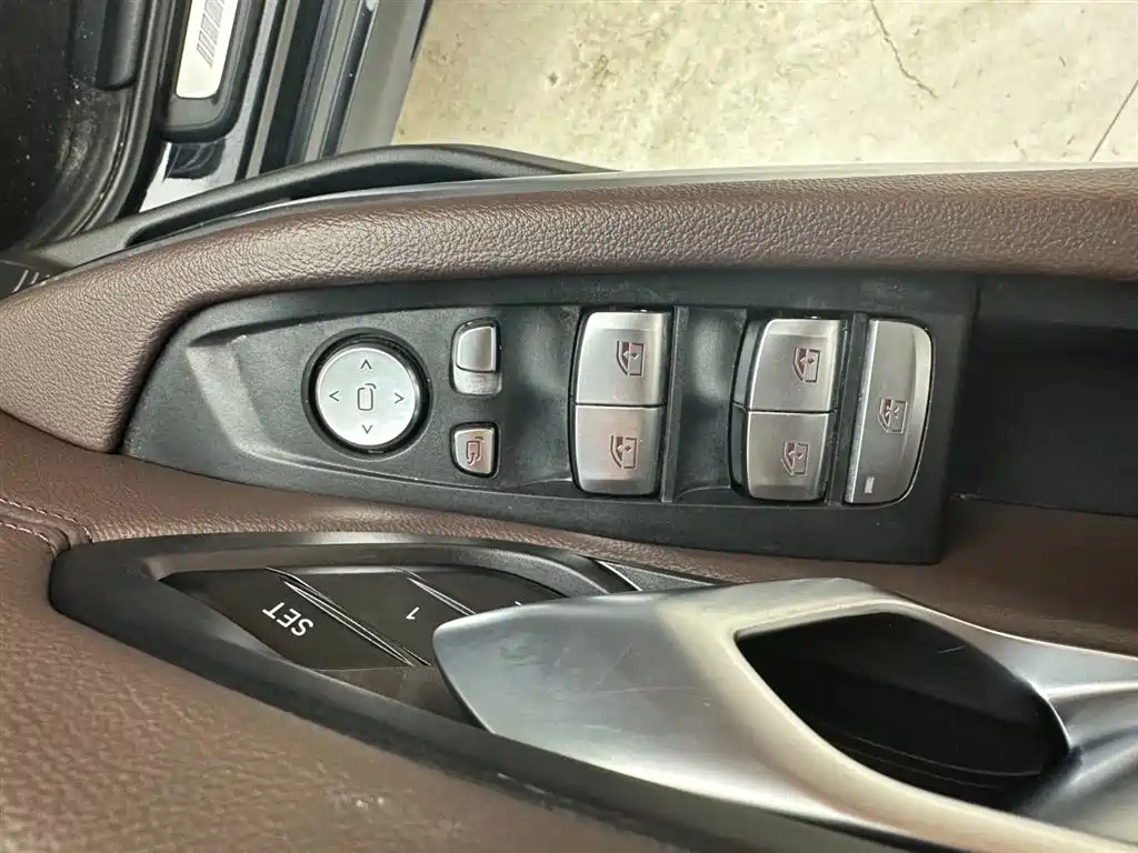 BMW 3 Series 2023 320Li M Sports Package купить на сайте DeffCars