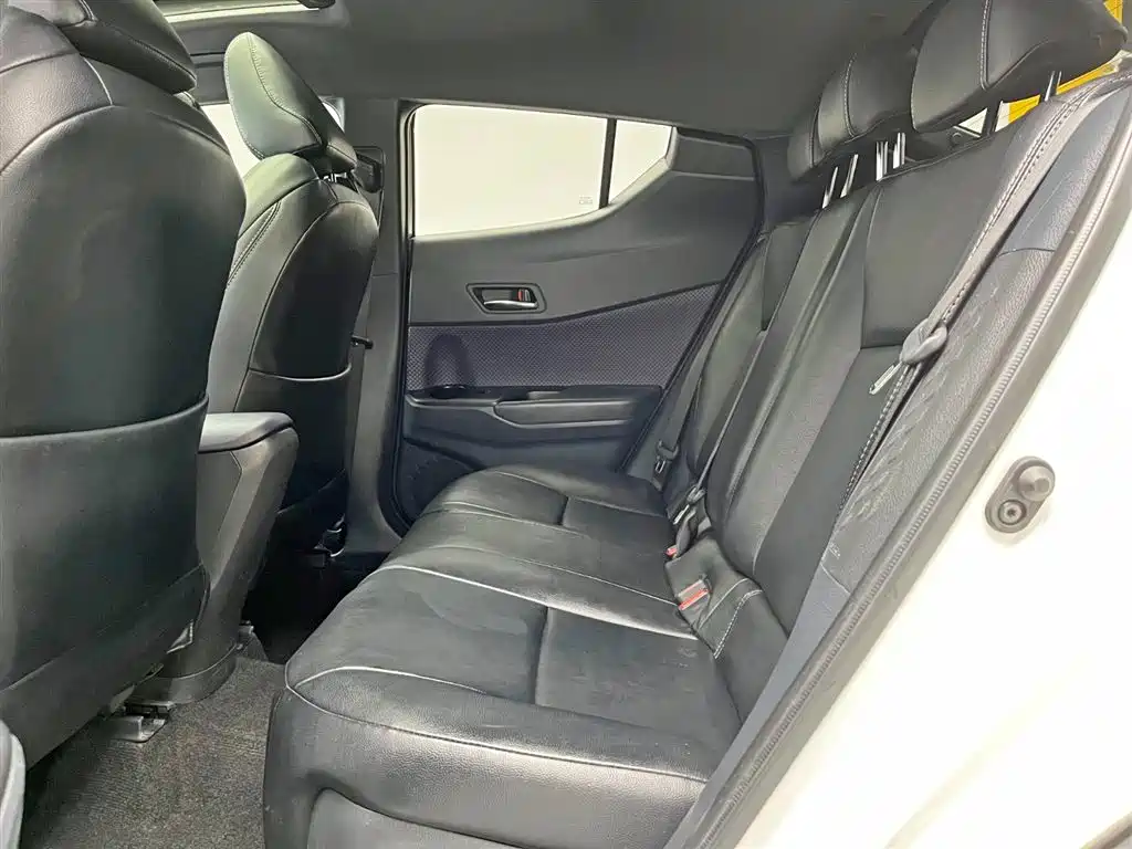 Yize IZOA 2020 2.0L Yixiang Edition купить на сайте DeffCars