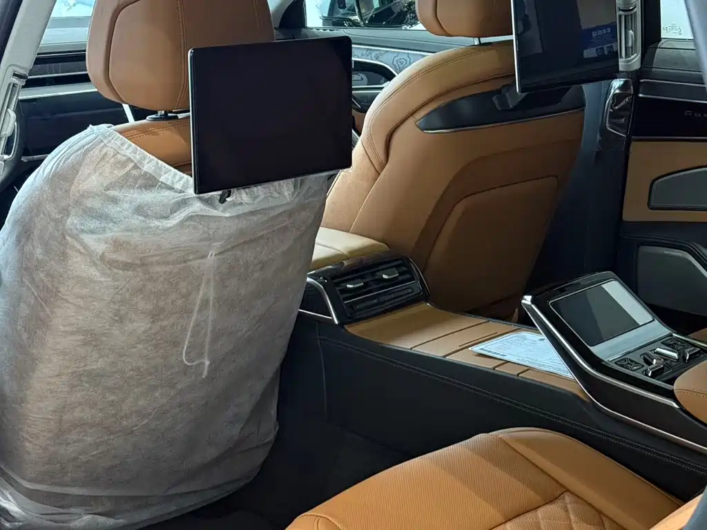 Audi A8 2025 A8L Horch Founder’s Edition 55TFSI купить на сайте DeffCars