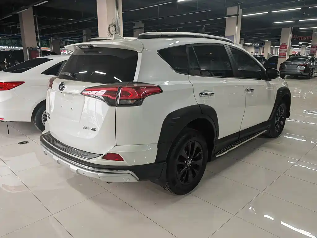 RAV4 Rongfang 2019 2.0L CVT 2WD Fashion X Limited Edition National VI купить на сайте DeffCars
