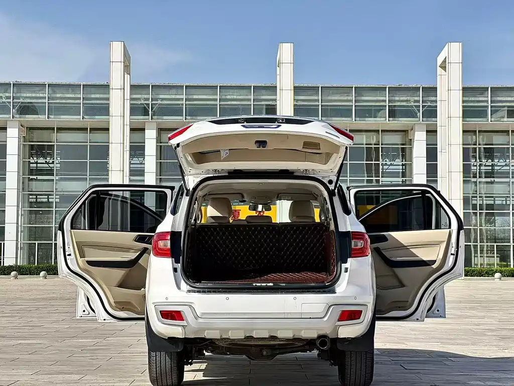 Everest 2016 2.0T gasoline automatic two-wheel drive elite version купить на сайте DeffCars