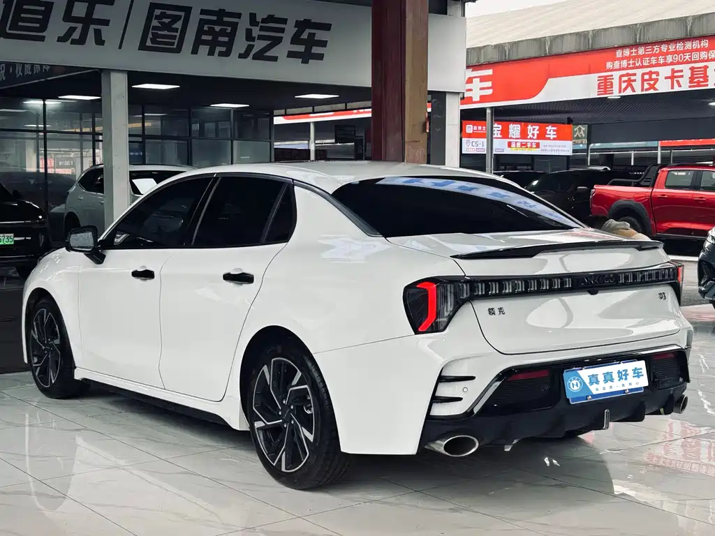 Lynk & Co 03 2025 1.5TD DCT Champion Edition Pro купить на сайте DeffCars