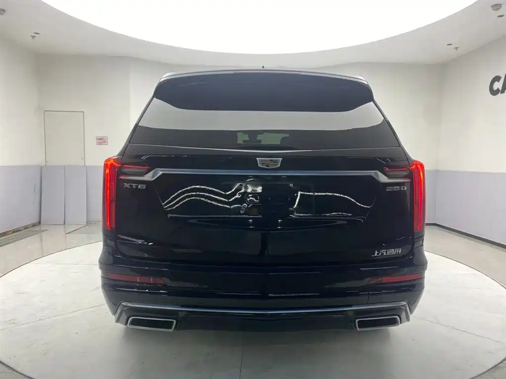 Cadillac XT6 2021 2.0T seven-seat two-wheel drive stylish model купить на сайте DeffCars