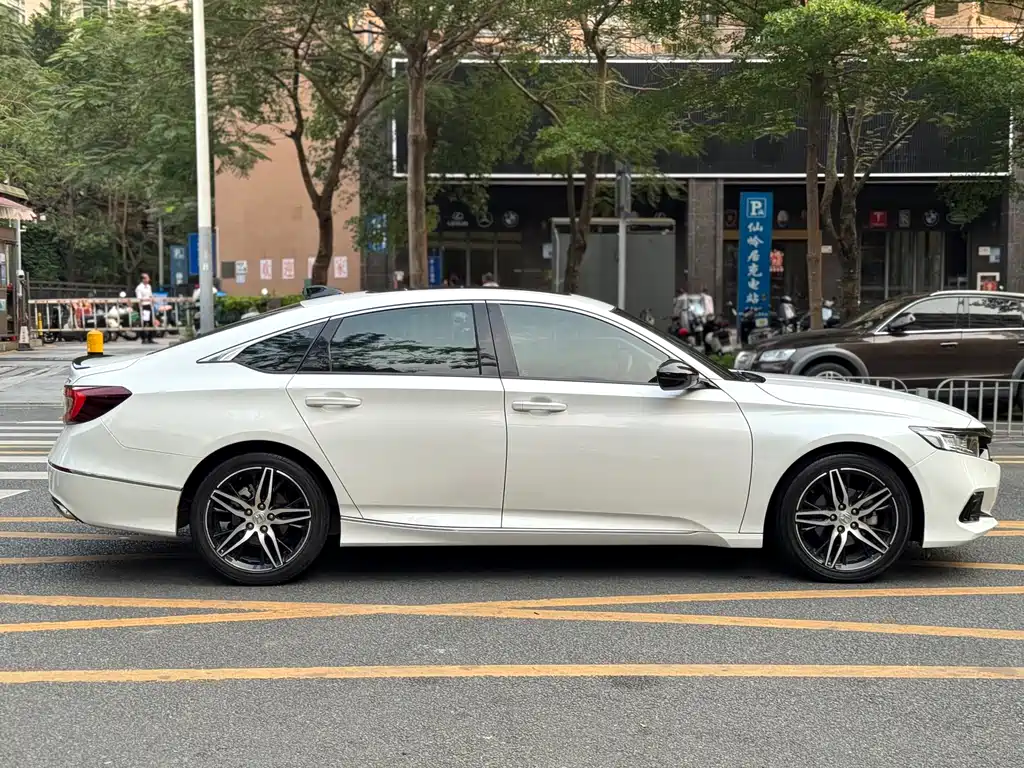 Accord 2022 260TURBO Magic Night Premium Edition купить на сайте DeffCars