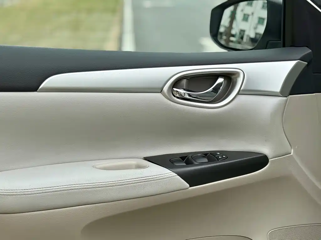 Sylphy 2018 1.6XE CVT Comfort Edition купить на сайте DeffCars