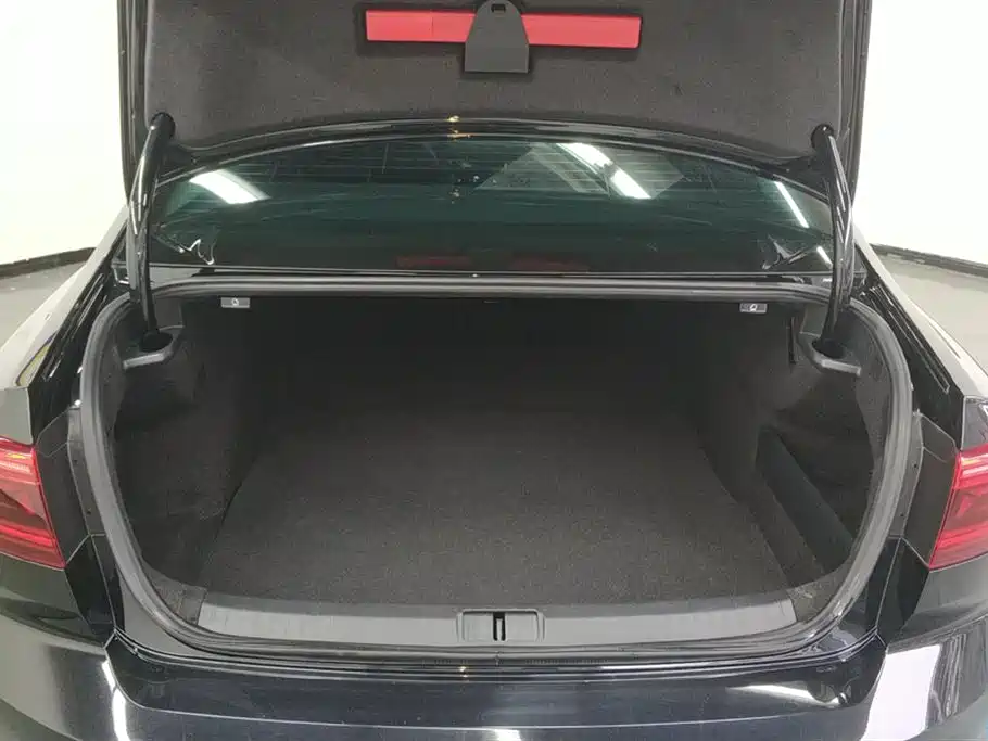 Magotan 2020 330TSI DSG leading model купить на сайте DeffCars