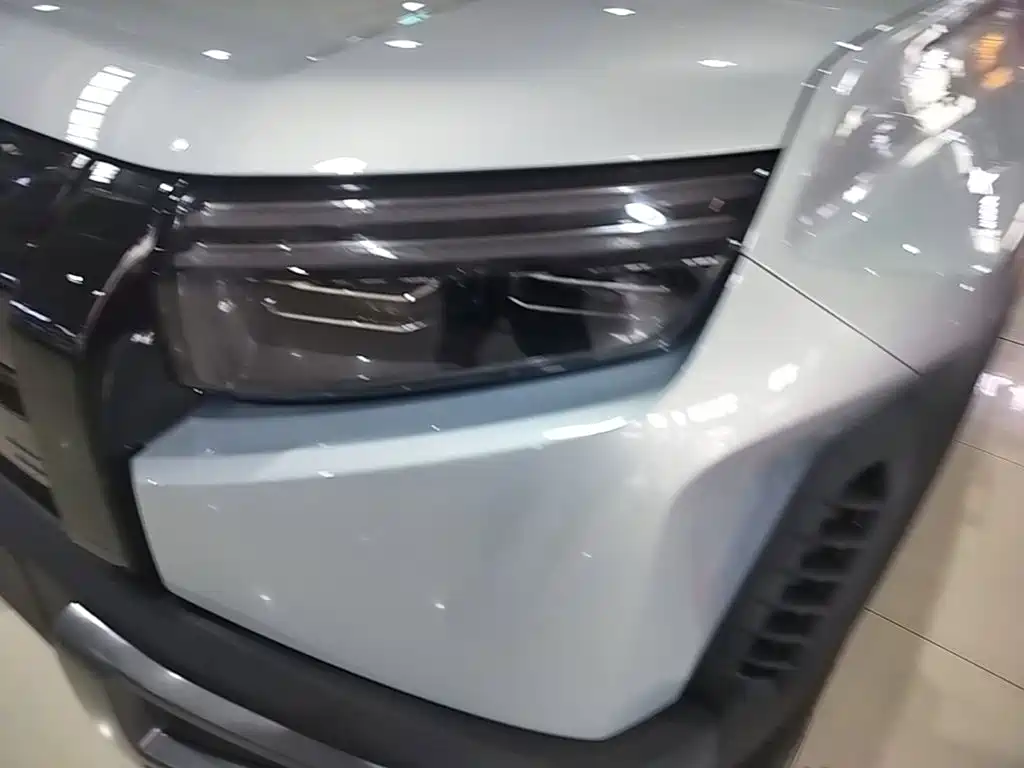 Titanium 3 2025 501KM four-wheel drive Ultra version купить на сайте DeffCars