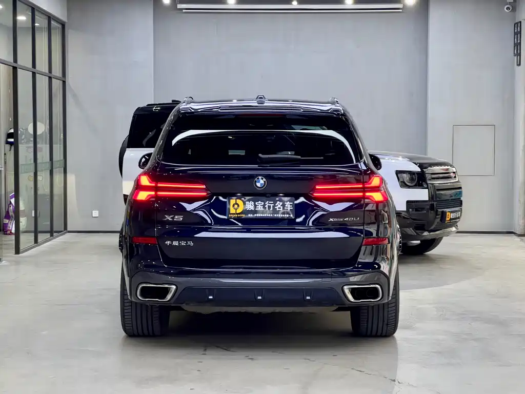 BMW X5 2023 xDrive 40Li M Sports Night Package купить на сайте DeffCars