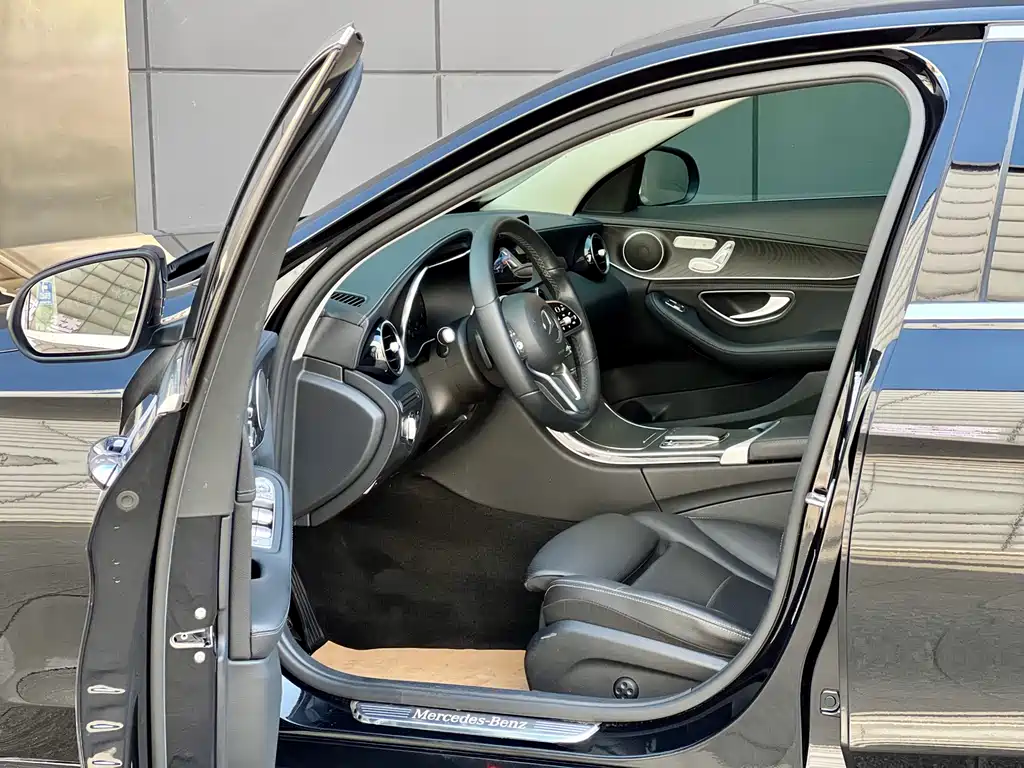 Mercedes-Benz C-Class 2019 facelift C 260 L sports version купить на сайте DeffCars