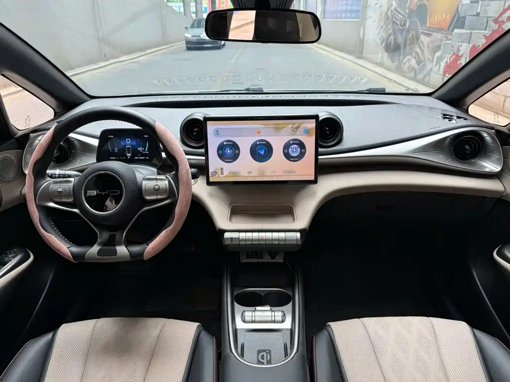 Dolphin 2023 420km Fashion Edition купить на сайте DeffCars