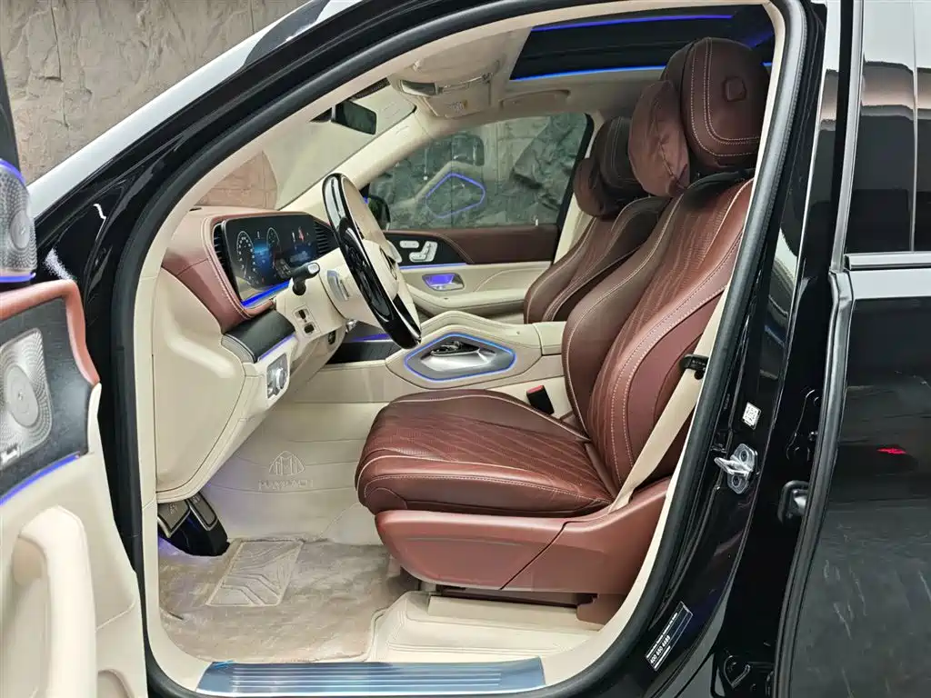 Maybach GLS 2025 GLS 600 4MATIC Extreme Night Edition купить на сайте DeffCars