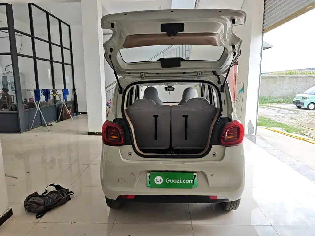 Hongguang MINIEV 2025 fourth generation four-door version advanced model купить на сайте DeffCars