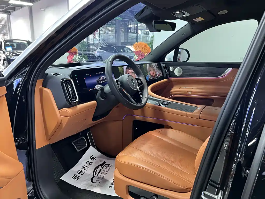 Wenjie M9 2024 extended range Ultra version 42kWh 6-seater version купить на сайте DeffCars