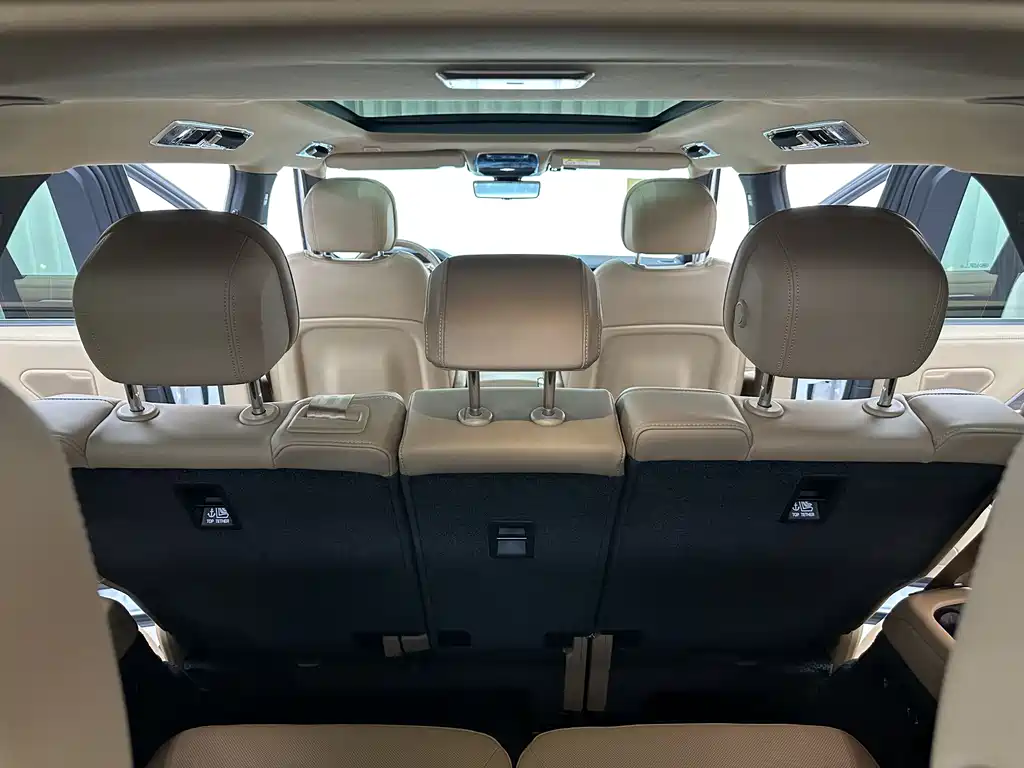 Range Rover 2023 3.0 L6 400PS Seven-seater Extended Edition купить на сайте DeffCars