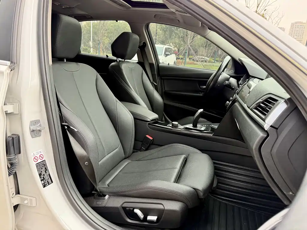 BMW 3 Series 2018 320Li Fashion Model купить на сайте DeffCars