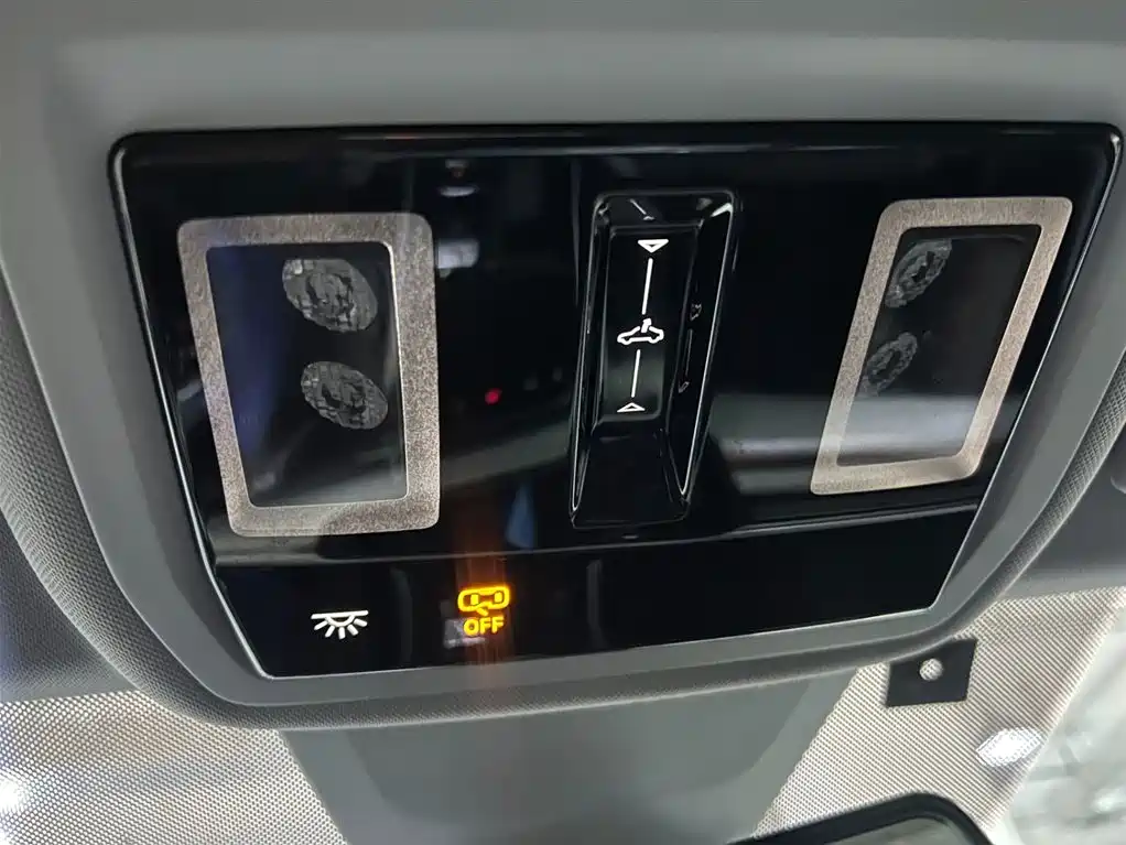 Lingdu 2023 Lingdu L 280TSI DSG Hot Edition купить на сайте DeffCars
