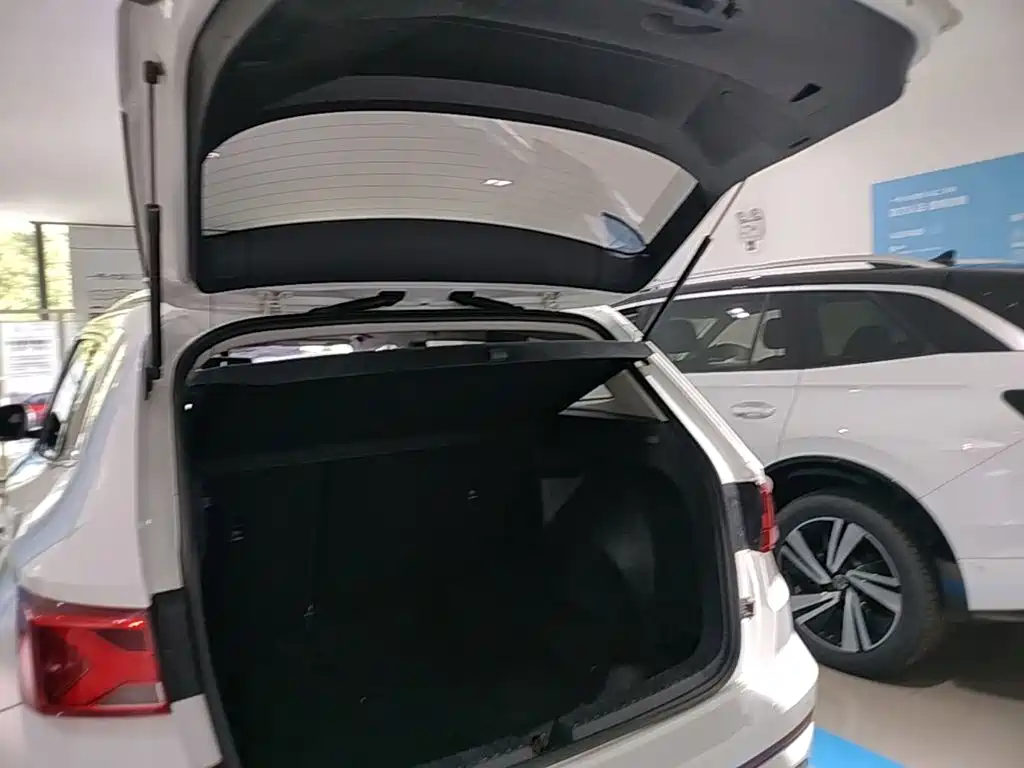 Jetta VS7 2022 280TSI Automatic Joy Edition купить на сайте DeffCars