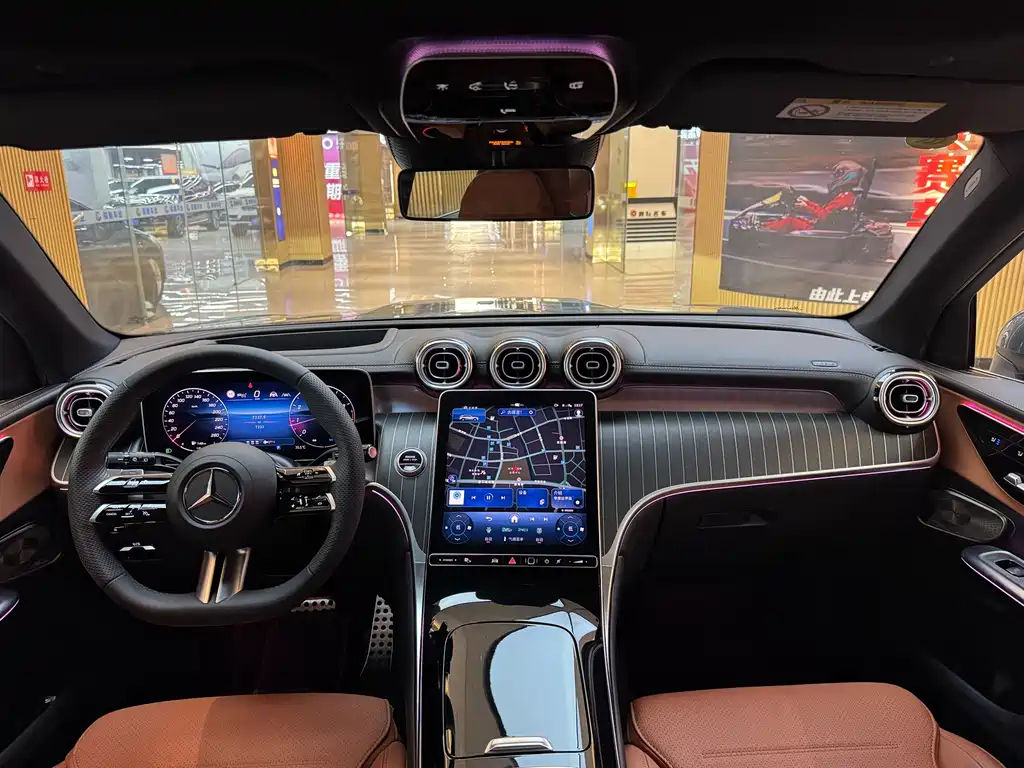 Mercedes-Benz GLC 2025 GLC 300 L 4MATIC luxury model 5 seats купить на сайте DeffCars