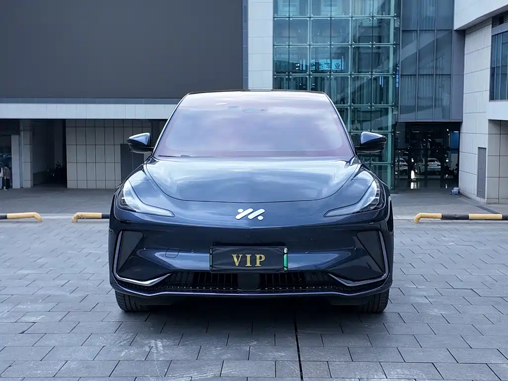 Zhiji LS7 2023 90kWh Elite rear-wheel drive version купить на сайте DeffCars