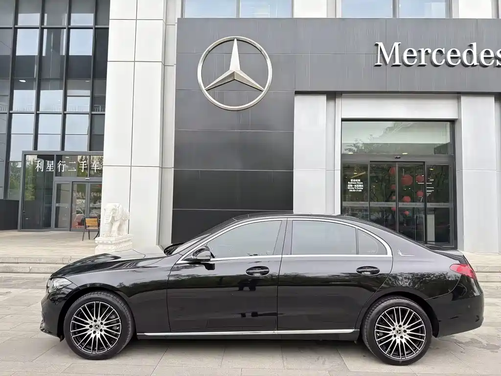Mercedes-Benz C-Class 2025 C 260 L купить на сайте DeffCars