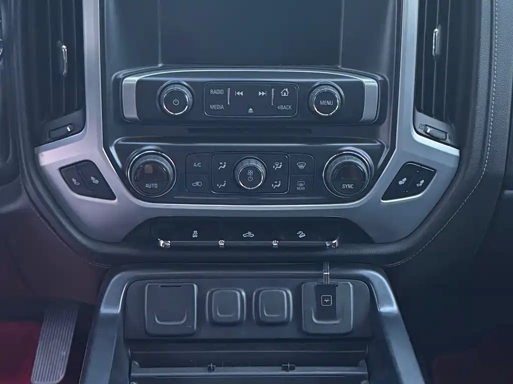 SIERRA 2017 Deluxe Edition купить на сайте DeffCars