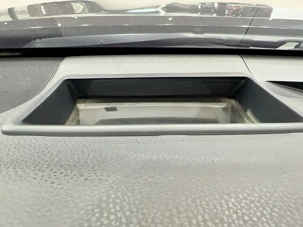 Camry 2018 2.0G Deluxe Edition купить на сайте DeffCars