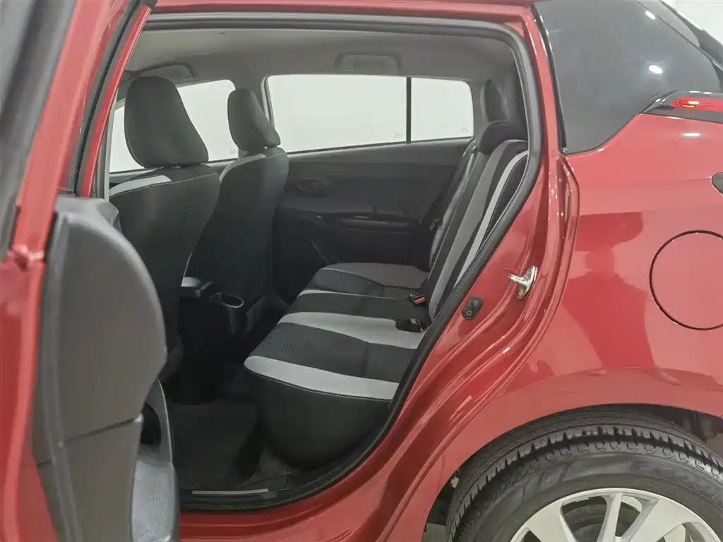 YARiS L Zhixuan 2021 1.5L CVT leading version купить на сайте DeffCars