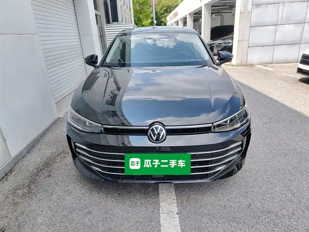 Passat 2025 Pro 380TSI Dragon Edition купить на сайте DeffCars