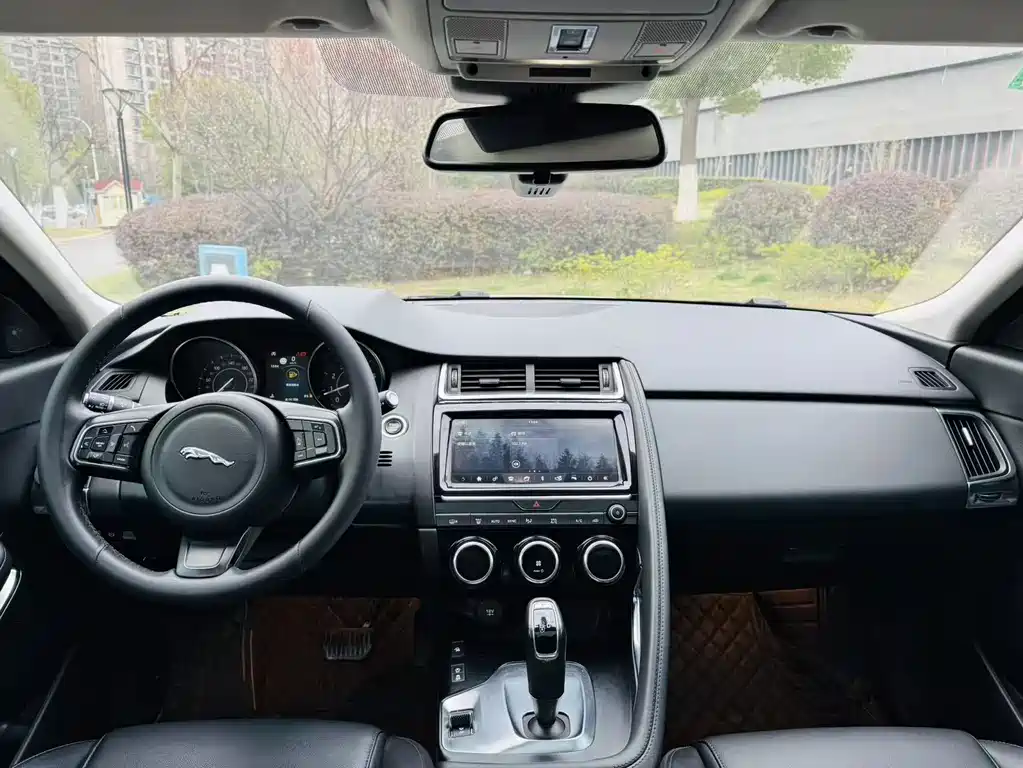 Jaguar E-PACE 2018 P200 National V купить на сайте DeffCars