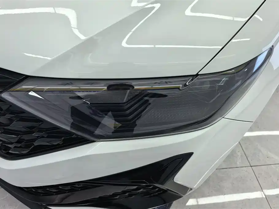 Jetta VS5 2024 280TSI automatic high-gloss version купить на сайте DeffCars
