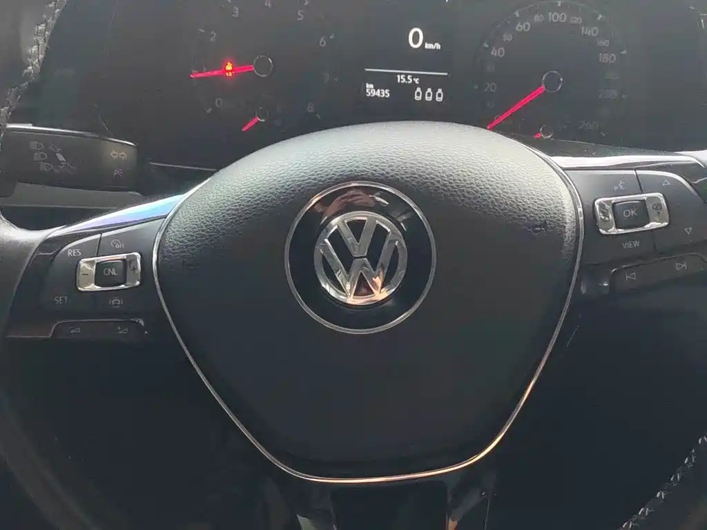 Bora 2020 1.5L automatic elite model купить на сайте DeffCars
