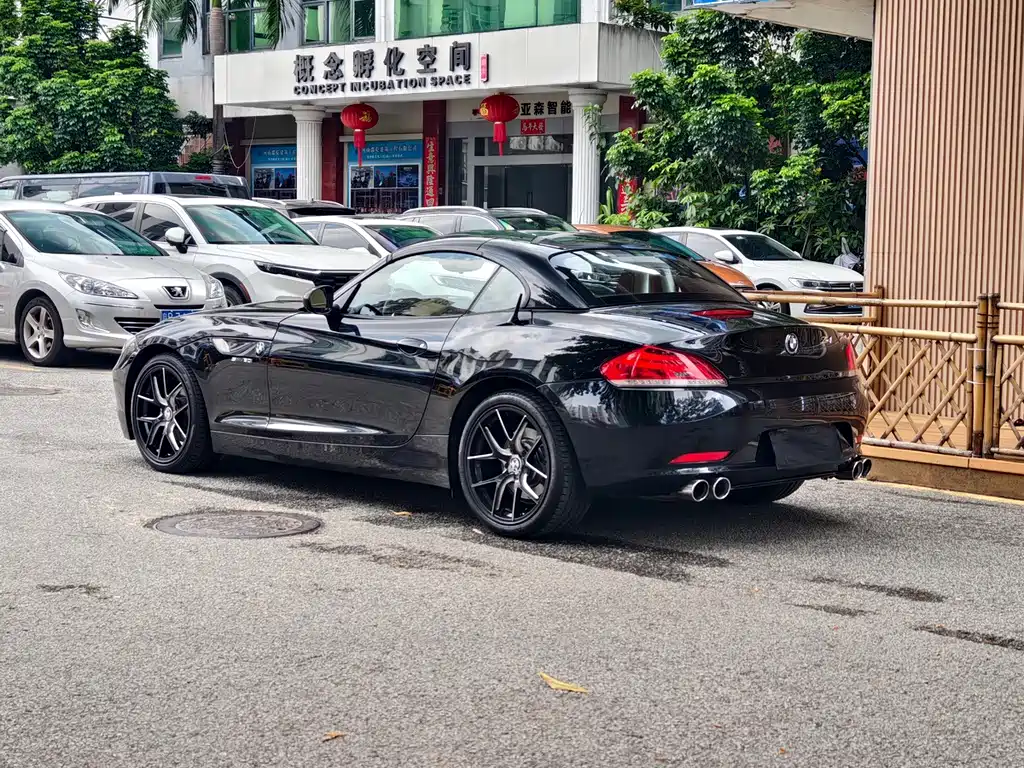 BMW Z4 2009 sDrive23i leading model купить на сайте DeffCars