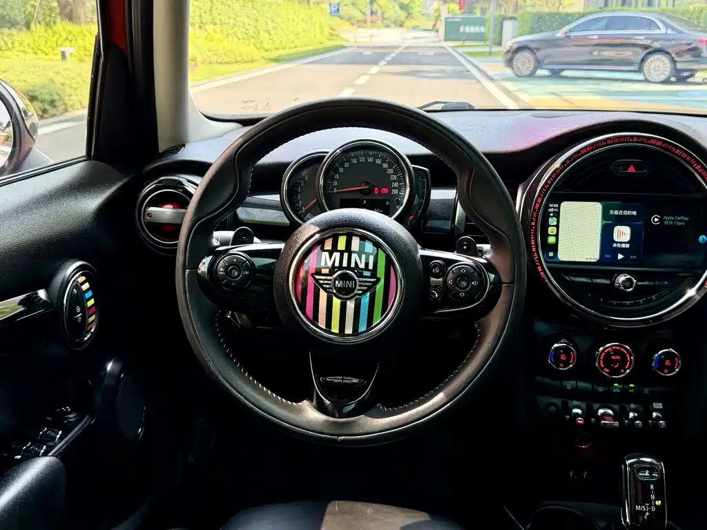 MINI 2018 2.0T COOPER S Artist Five-door Edition купить на сайте DeffCars