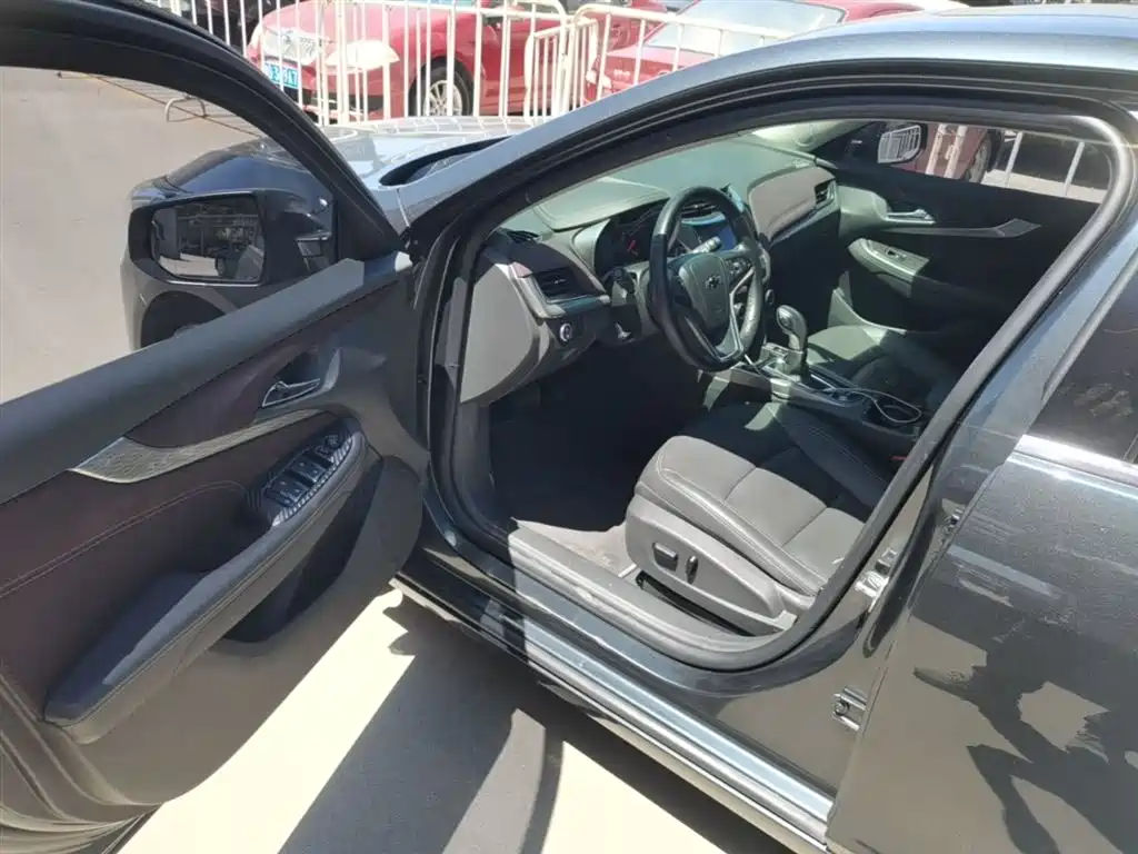 Malibu 2018 530T Automatic Deluxe Edition купить на сайте DeffCars