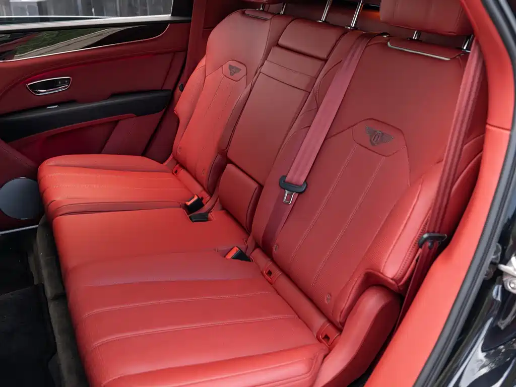 Bentayga plug-in hybrid 2021 3.0T PHEV купить на сайте DeffCars