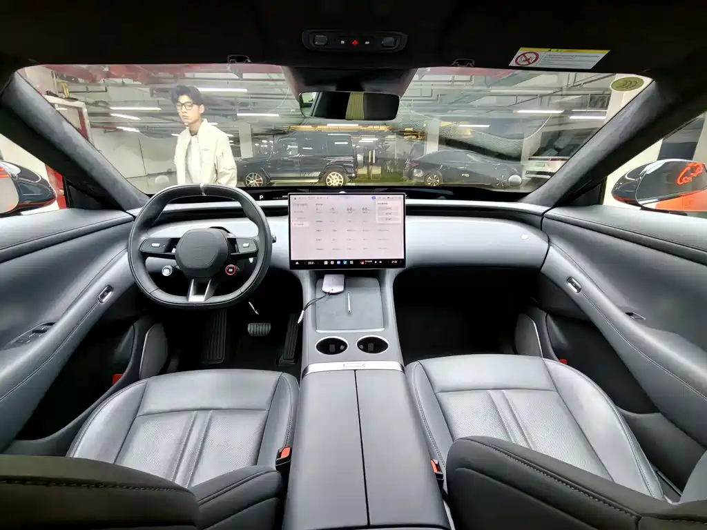 Xiaomi YU7 2025 model ultra-long battery life high-performance four-wheel drive Max version купить на сайте DeffCars