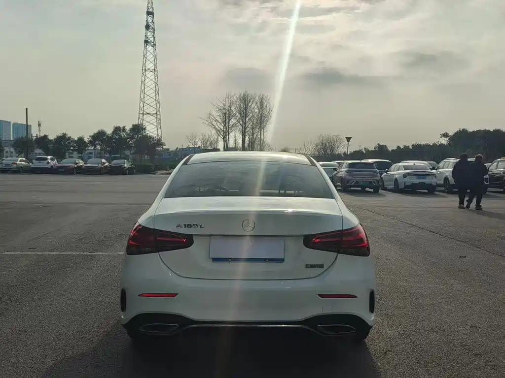 Mercedes-Benz A-Class 2022 A 180 L Sports Sedan купить на сайте DeffCars